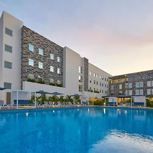 Appart hôtel Express By Marriott Cancun Aeropuerto